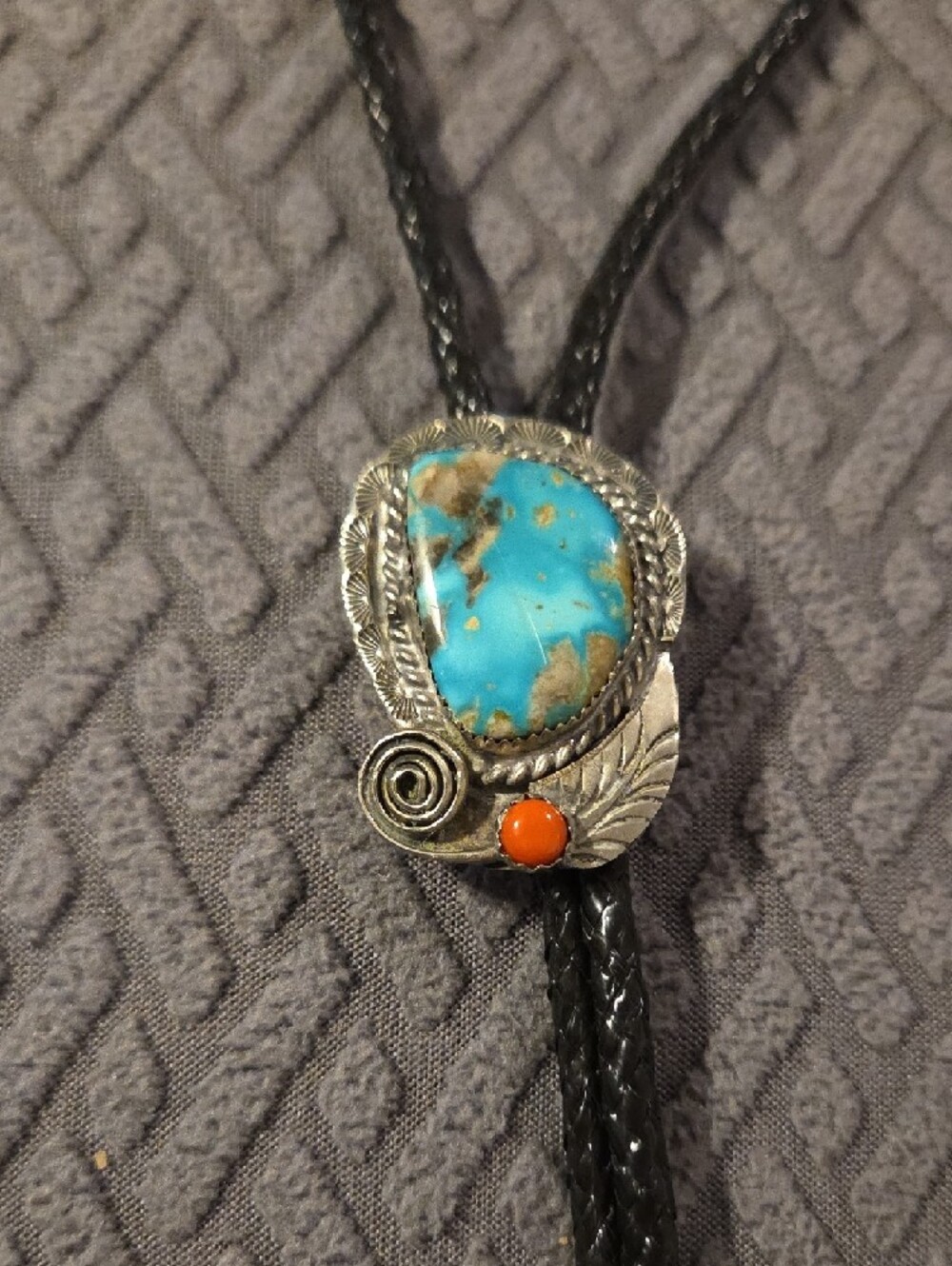 Turquoise and Coral Western Bolo Tie - Picture 2 of 4